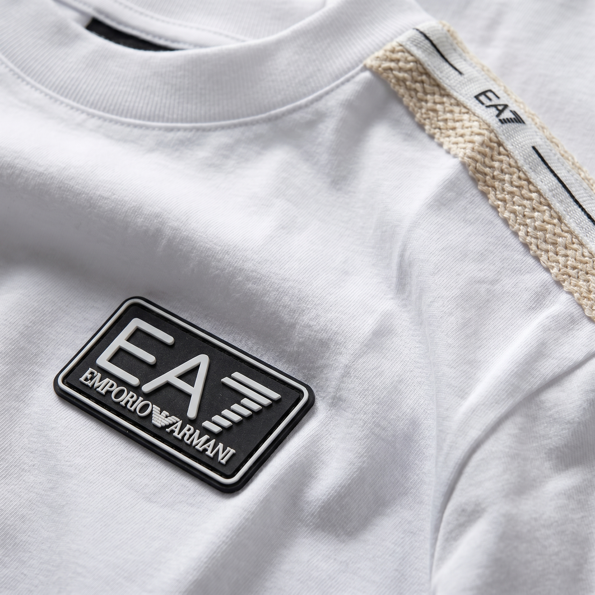 EA7